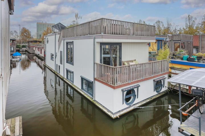 IJsbaanpad 68C in Amsterdam