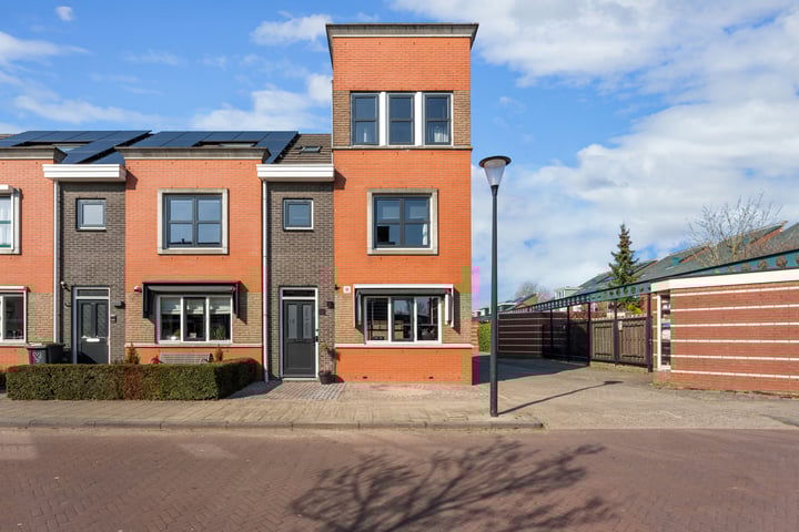 IJsselmeer 18 in Barendrecht foto