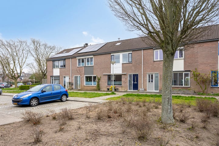 IJsselmeerlaan 70 in Emmeloord foto
