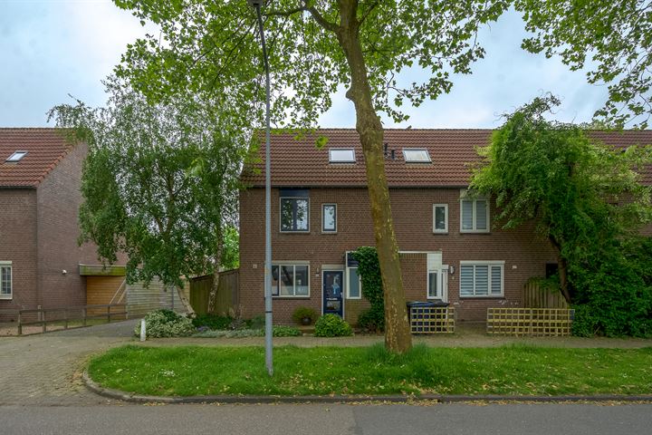 IJsselmeerweg 53 in Almere foto