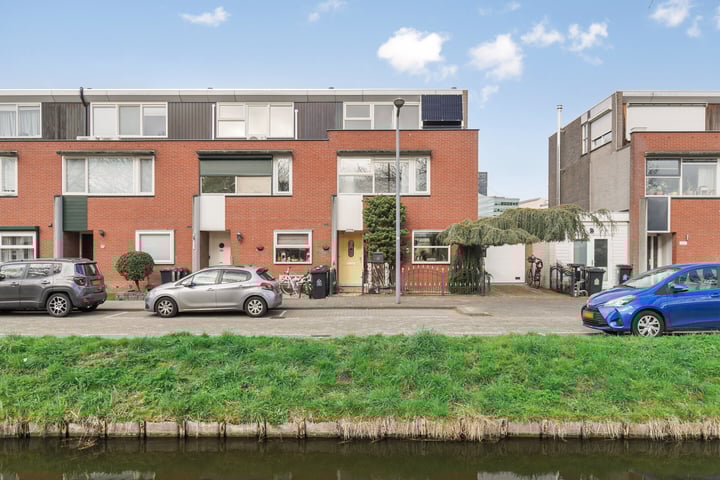 IJsselmondselaan 203A in Rotterdam foto