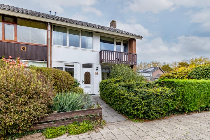 IJsselstraat 10 in Barendrecht foto