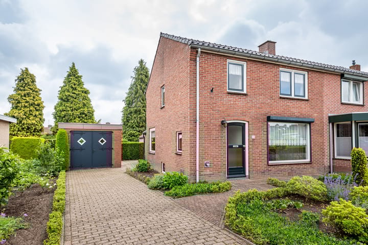 IJsselstraat 20C in Gendringen foto