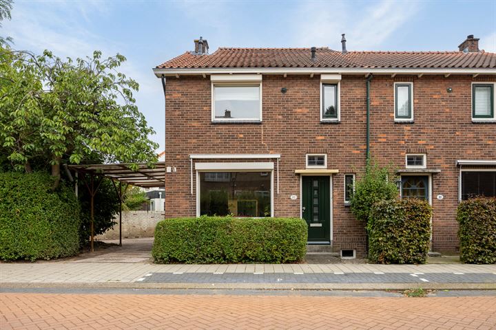 IJsselstraat 32 in Krimpen aan den IJssel foto