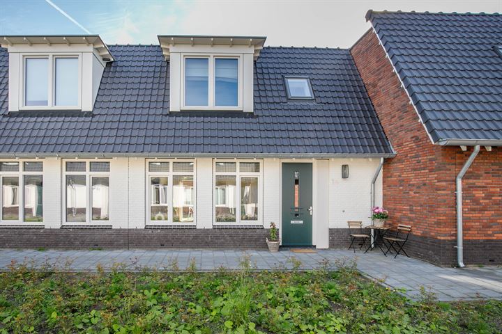IJsvogelstraat 14 in Schoonhoven foto