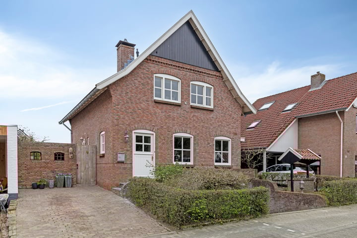 IJsvogelstraat 69 in de Lutte foto