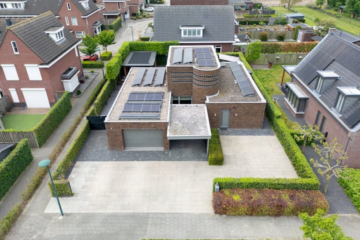 IJsvogelstraat 9 in Dongen foto