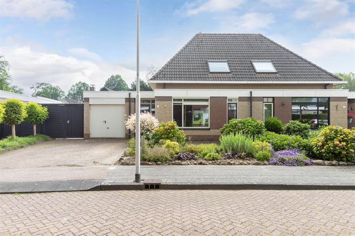 IJszee 21 in Emmeloord foto