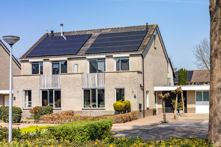 Imker 6 in Eerbeek foto