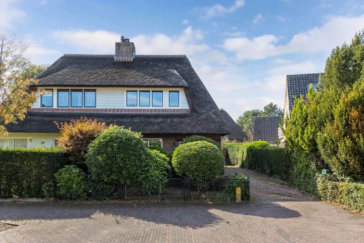 Imkerweg 2 in Huizen foto