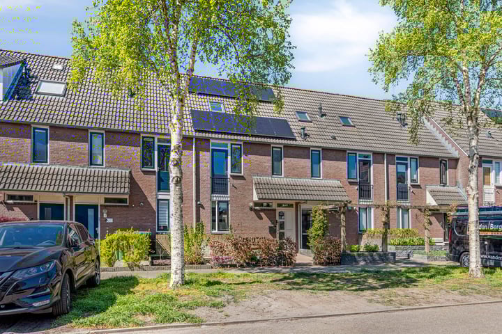 Indira Gandhisingel 13 in Ede foto