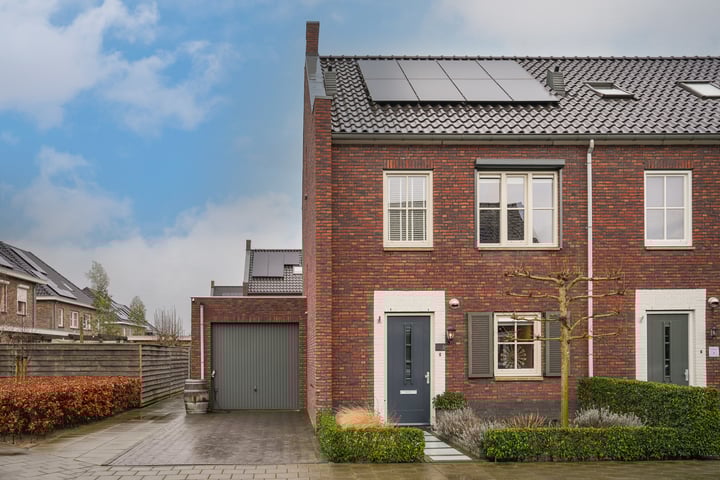 Ir J H van Stuivenbergstraat 1 in Kesteren foto