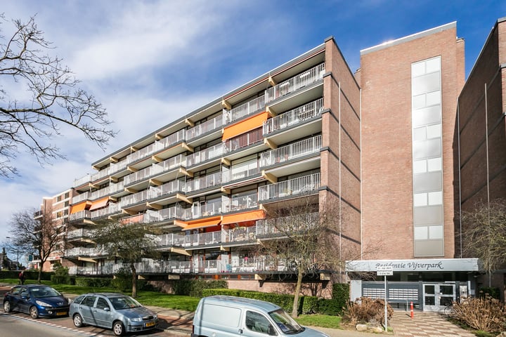 Ir. Op den Kampstraat 34 in Brunssum foto
