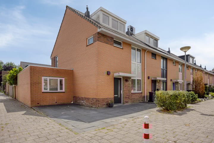 Irene Vorrinkstraat 52 in Hoofddorp foto