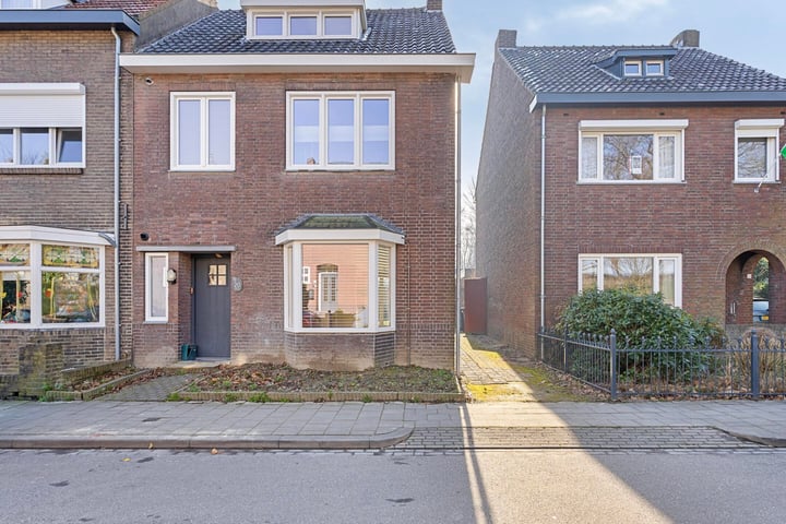 Irenelaan 20 in Geleen foto