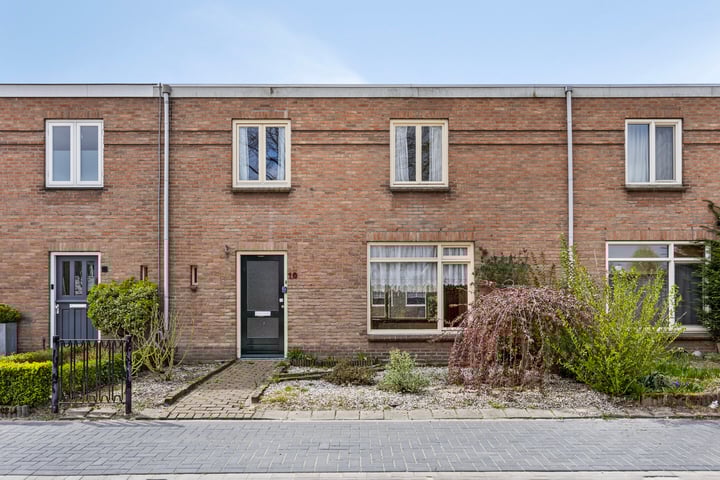 Irenestraat 10 in Berlicum foto