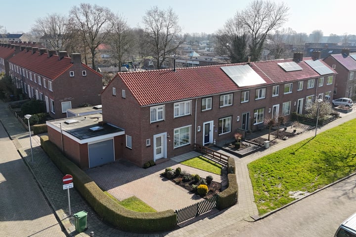 Irenestraat 12 in Groningen foto