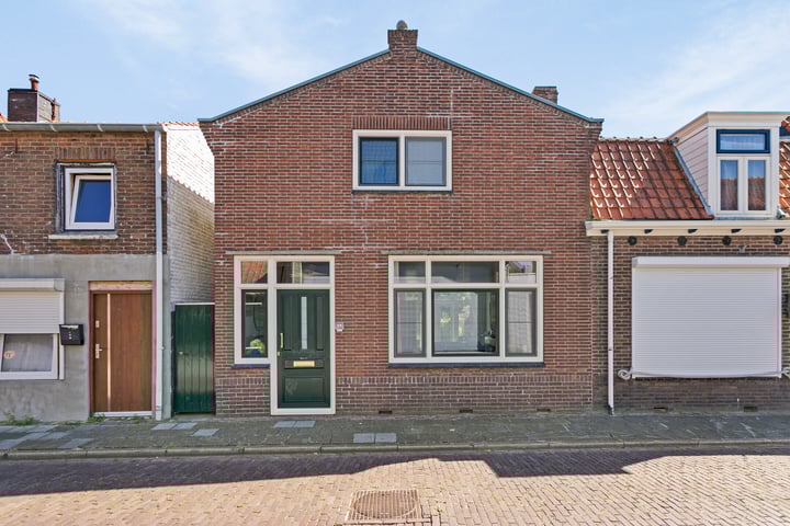 Irenestraat 26 in Colijnsplaat foto