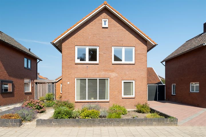 Irenestraat 7 in Rossum foto