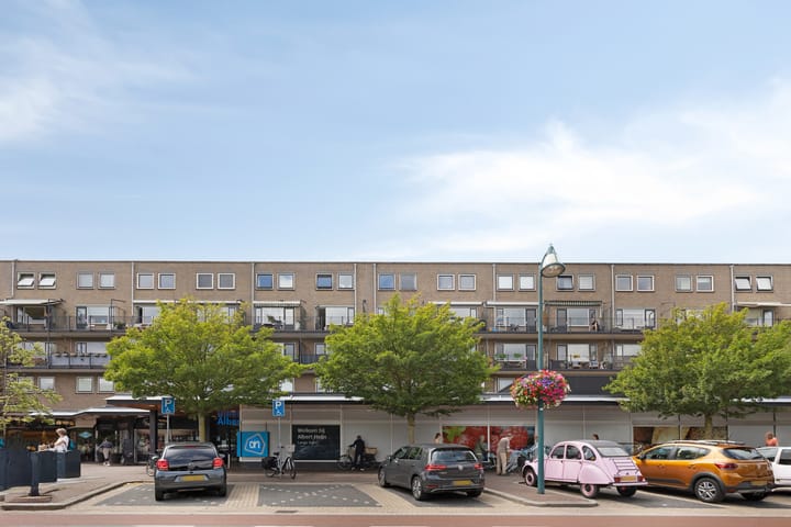 Irislaan 275 in Oegstgeest foto