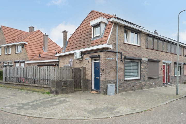 Irisstraat 18 in Sittard foto