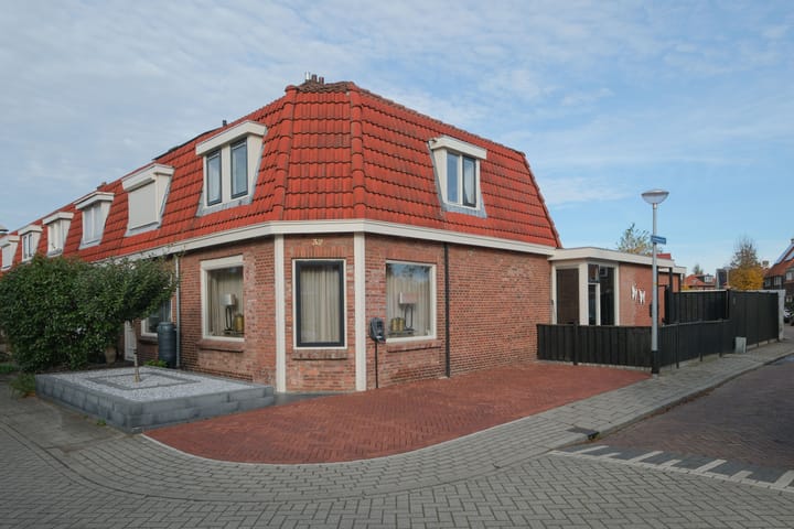 Irisstraat 32 in Almelo