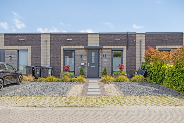 Isaac Newtonstraat 58 in Almere foto