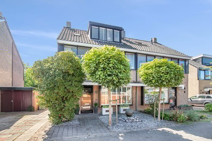 Foto van woning Isaac Sweerslaan 17, Hendrik-Ido-Ambacht