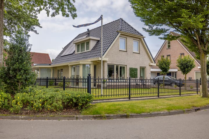 It Oerset 1 in Augustinusga foto