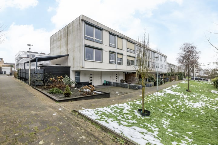 Italiëlaan 24 in Heerlen foto