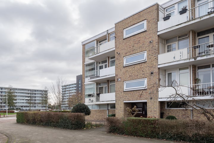 J A Beyerinkstraat 127 in Nieuwerkerk aan den IJssel foto