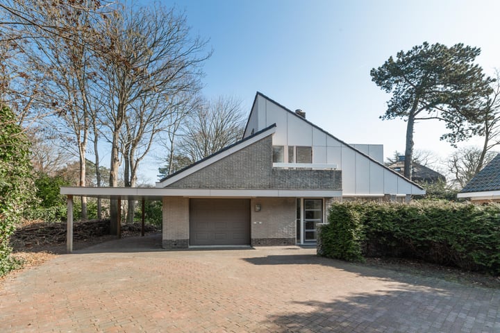 J.A. Rädeckerweg 10 in Schoorl foto