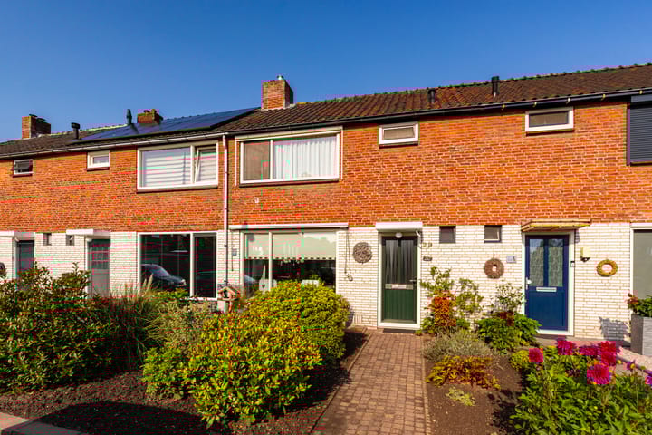 J.D. van der Waalsstraat 29 in Eerbeek