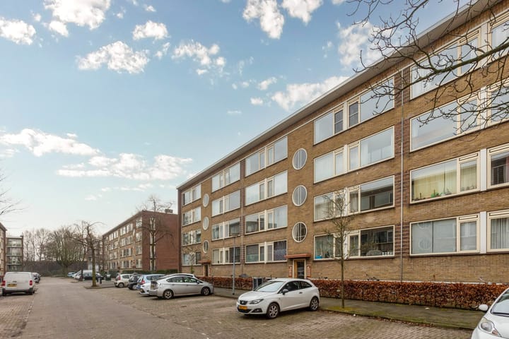 J.H.Leopoldhof 24 in Weesp