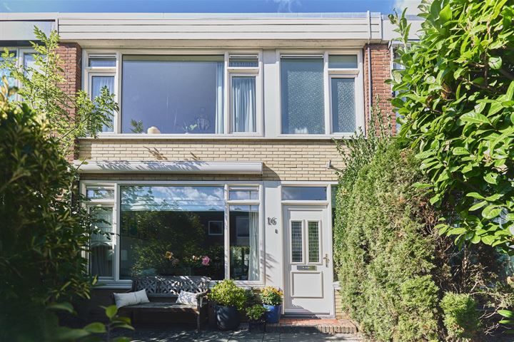J.H. Leopoldstraat 16 in Haarlem foto