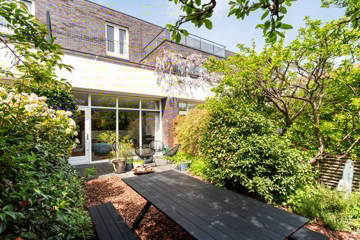 Foto van woning J.H. van den Broekstraat 50, Rotterdam