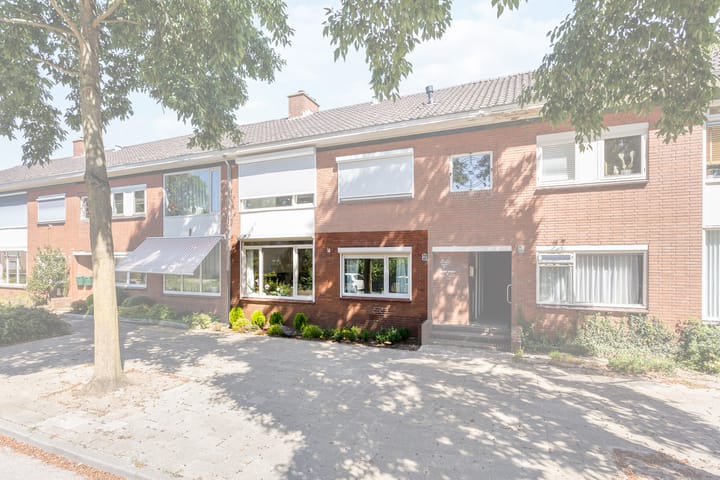J.H.W. Robersstraat 42 in Enschede foto