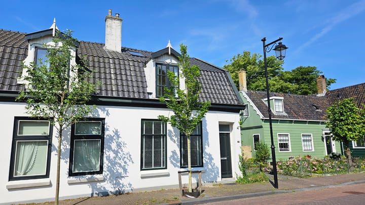 J.J. Allanstraat 373 in Westzaan foto
