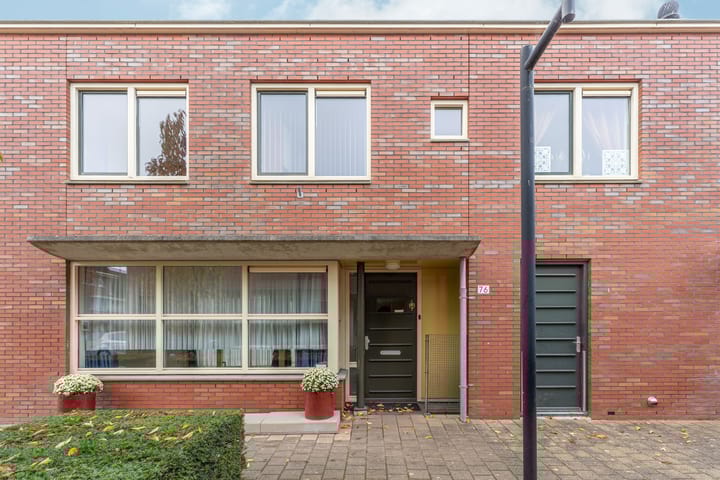 J.J. Slauerhoffstraat 76 in Almere