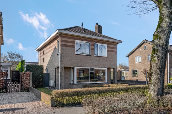J.P.C. Leinweberstraat 31B in Veenendaal