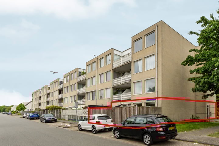 J.T.P. Bijhouwerhof 141 in Almere