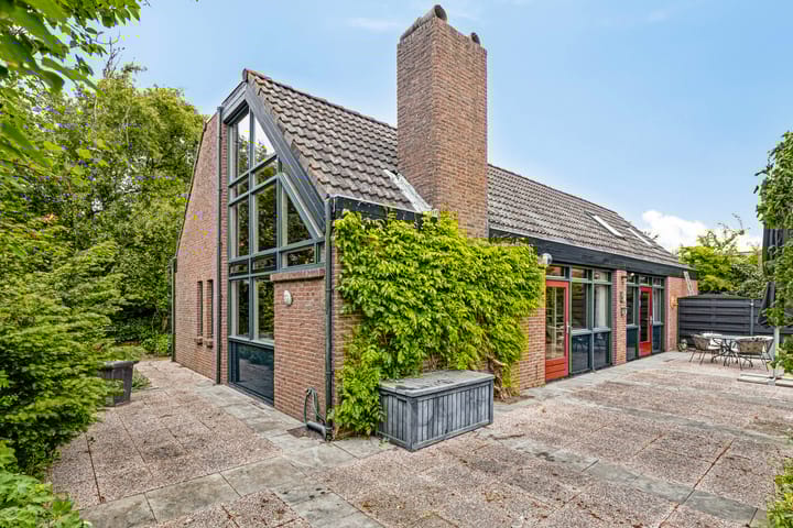 J.W. Schuurmanstraat 10 in Domburg foto