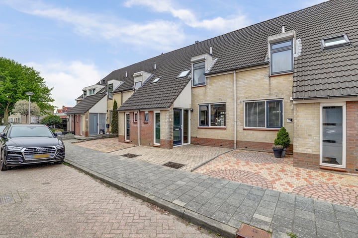 Jaap Kosterstraat 37 in Klaaswaal
