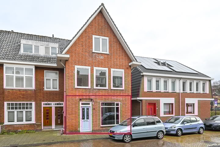 Jac. van Looystraat 25 in Haarlem foto