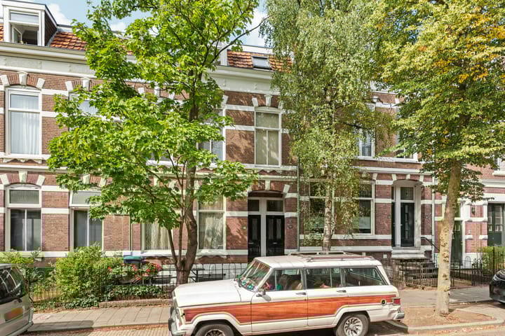 Jacob Canisstraat 30A in Nijmegen foto