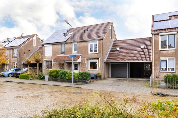 Jacob Catsstraat 11 in Heemskerk foto