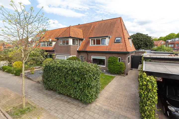 Jacob Catsstraat 21 in Hilversum foto
