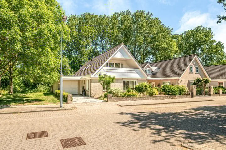 Jacob Obrechtlaan 36 in Hoofddorp foto