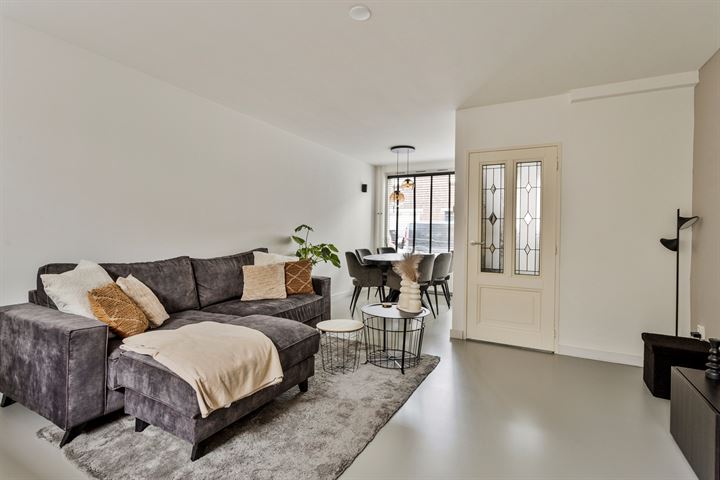 Jacob Roggeveenstraat 3 in Tilburg foto
