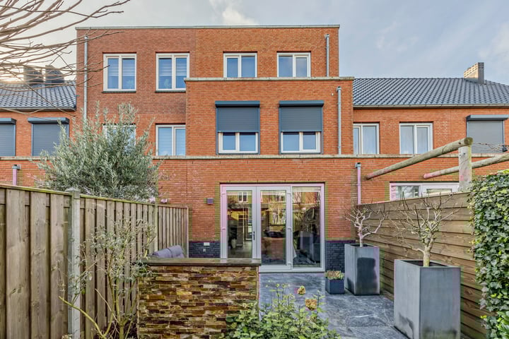 Jacob van Heemskercklaan 116 in Maassluis foto